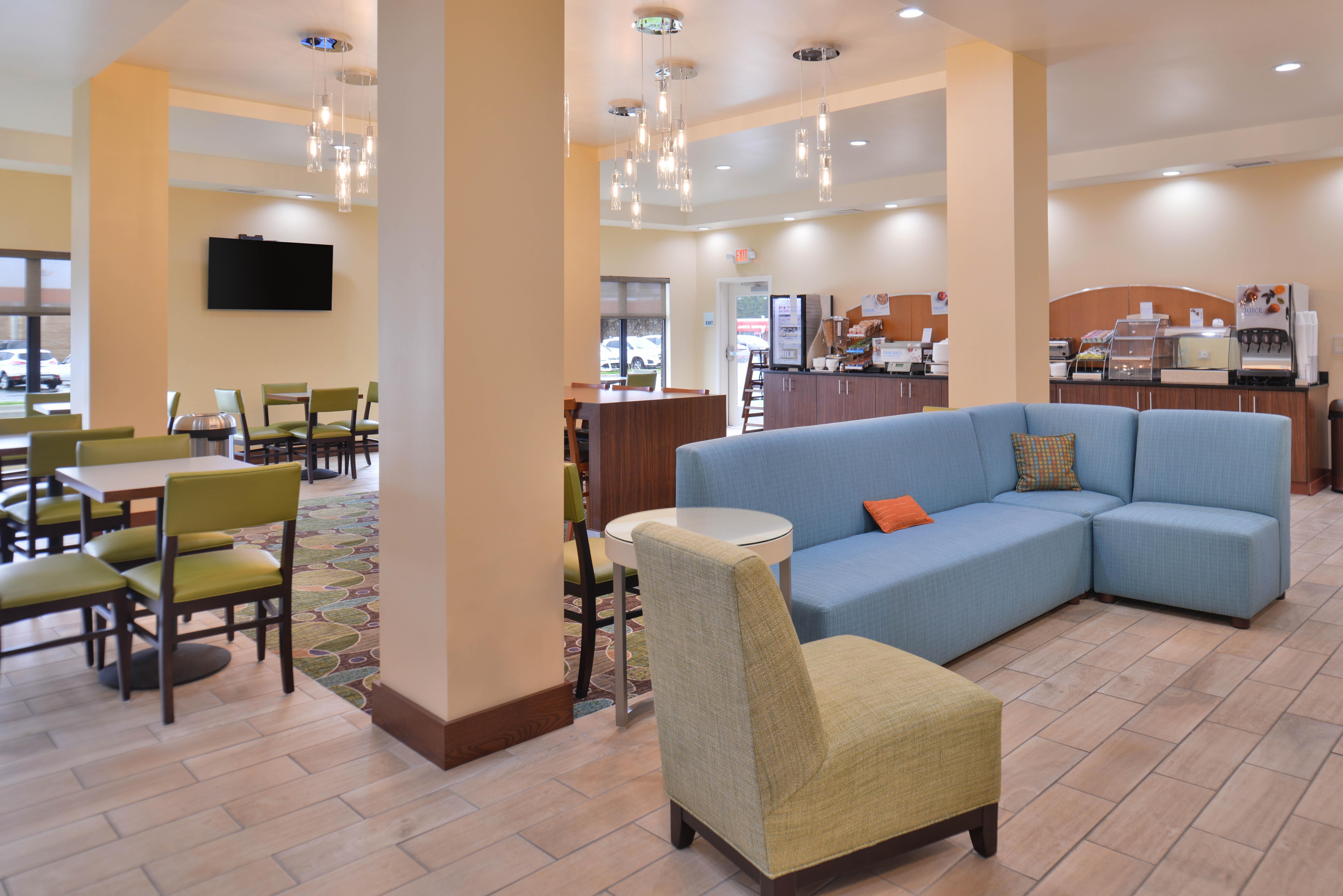 Holiday Inn Express & Suites Dearborn Sw - Detroit Area By Ihg Zewnętrze zdjęcie
