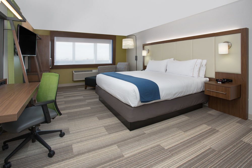Holiday Inn Express & Suites Dearborn Sw - Detroit Area By Ihg Zewnętrze zdjęcie